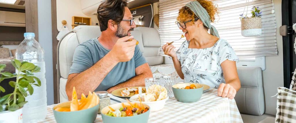 Wohnmobil Kühlschrank im Sommer – kühlen lassen statt kämpfen