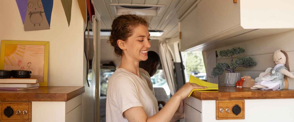 Wohnmobil Gerüche entfernen – Ursachen finden statt nur überdecken